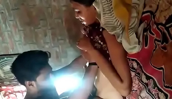 Chennai Bf Xxx - Virgin girl ke bur ki seal phatne ki free clip - Chennai xxx video