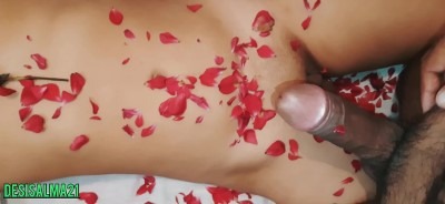 Beautiful patni aur pati ki hot suhagraat - Indian porn bf